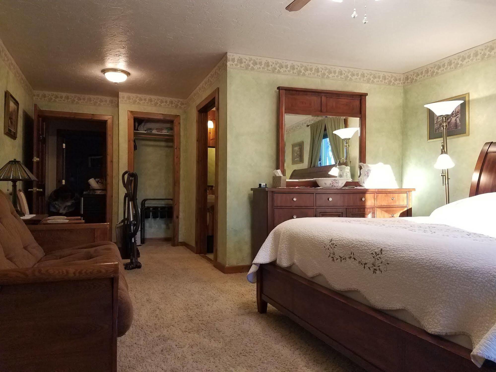 Denali Touch Of Wilderness B&B Хілі Екстер'єр фото