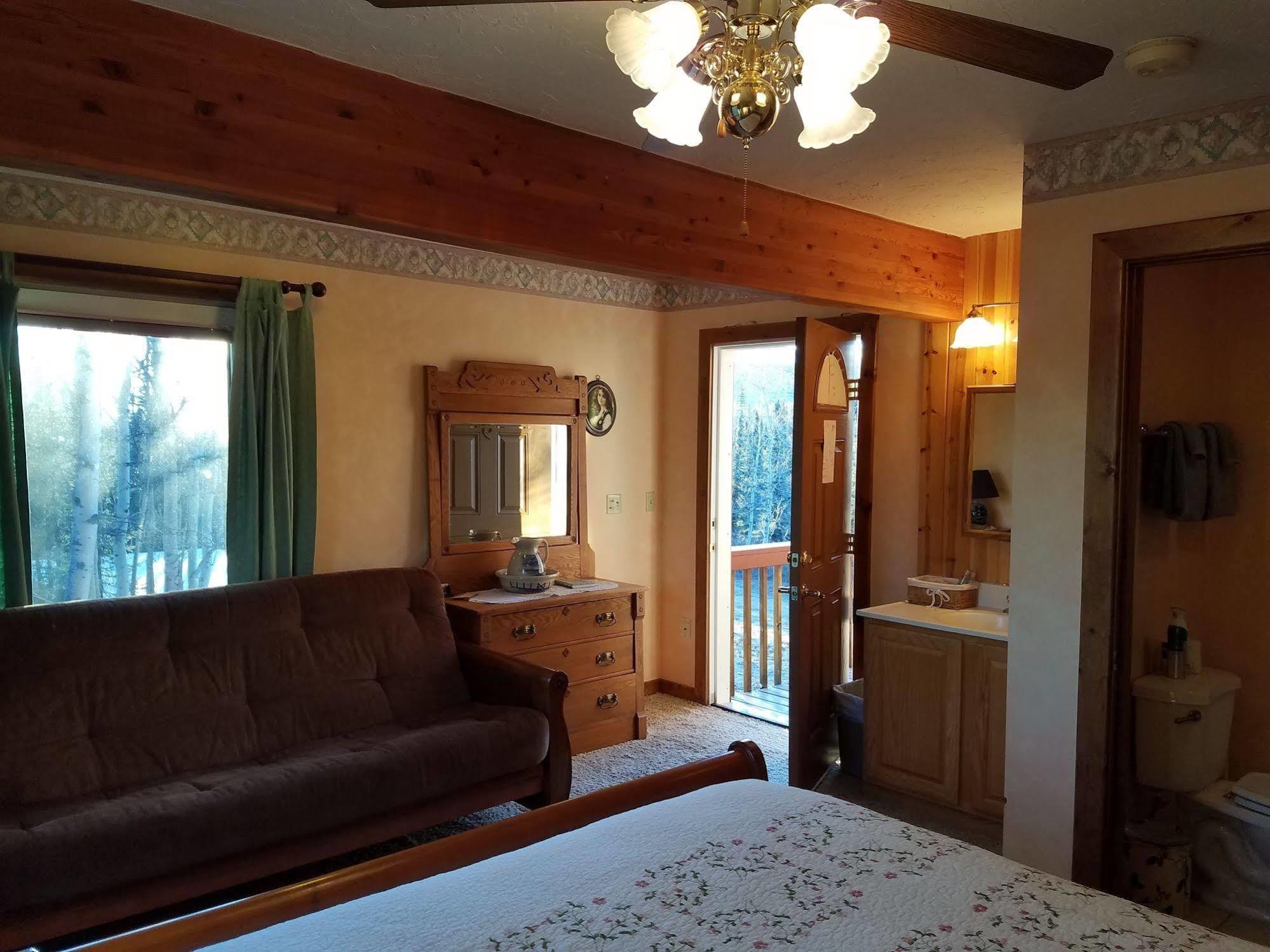 Denali Touch Of Wilderness B&B Хілі Екстер'єр фото